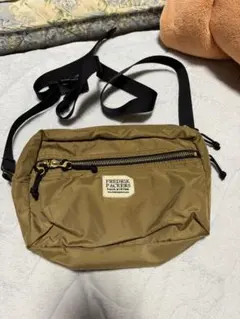 Item thumbnail for item a3868590-5400-4674-837c-c014ca8368d3