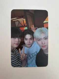 zb1 ゴヌク ジウン リッキー トレカ