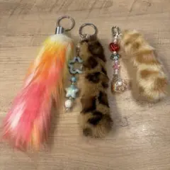 カラフルファーキーホルダー3個セット