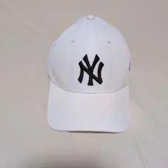 New Era NYロゴ ホワイト　ニューヨークヤンキースロゴキャップ