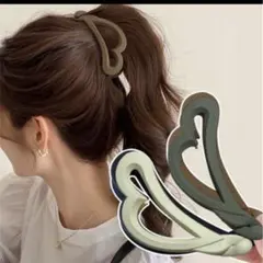 バナナクリップ ハート型 ヘアクリップ 2個セット ホワイト＆グリーン
