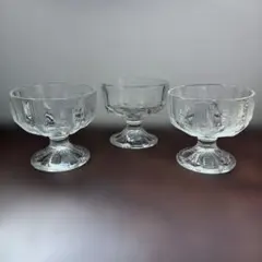 昭和レトロ デザートカップ 3個セット 足付き ガラス食器　70s ヴィンテージのサムネイル