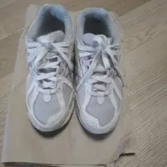 New Balance 1906 グレー 23.5 最終価格