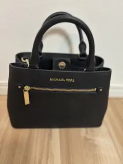 MICHAEL KORS ブラックショルダーバッグ