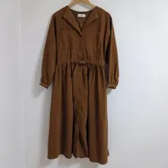 ブラウン 長袖 ボタン付き ワンピース