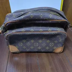 Louis Vuitton モノグラムナイル ショルダーバッグ