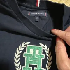 Tommy Hilfiger ネイビー Tシャツ 122