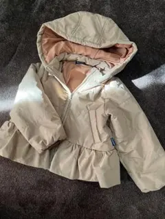 【美品】ムージョンジョン ペプラムダウンコート 110cm ベージュ