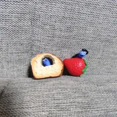 パペットスンスン　スンスンを探せマスコット　スンスンとパン　イチゴ　セット