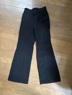 COCO DEAL ブラック フレアデニムパンツ レースアップバックのサムネイル
