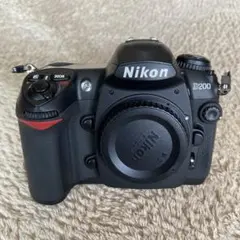 nikon ニコンD200 デジタル一眼レフカメラのサムネイル