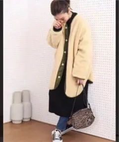 フリークスストア リバーシブルボアブルゾン 美品　カーキ✖️生成りのサムネイル