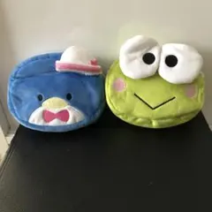 サンリオ　クレヨンしんちゃん　ポーチ
