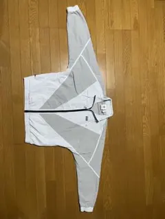 adidas ジャンパー　トレフォイル Lサイズ