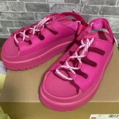 新品UGG(R) / GOLDEN GLOW TOGGLE 24cm