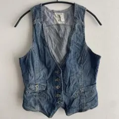 Item thumbnail for item 435ff6bc-3554-4868-9d6c-f9186c07c9fb