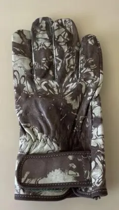 Item thumbnail for item 4411ed4a-46cc-4380-bf52-f213b543a51b