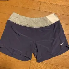 NIKE ドライフィット　ショートパンツ