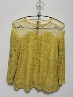 レースデザイン イエローブラウス 五分袖