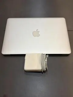 MacBook Pro 13-inch Early 2015 （128GB）のサムネイル