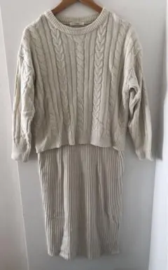 fifth アイボリー ケーブル編み　マタニティ　授乳　ニットワンピース