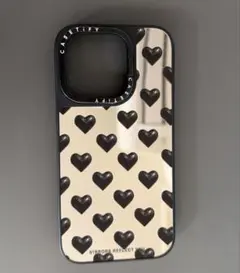 CASETiFY iPhone15pro Silver-black hearts