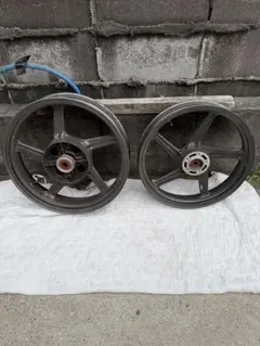 値下げします‼️GPZ250ホイール前後セット - メルカリ