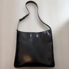 PRADA ブラックレザー ショルダーバッグ
