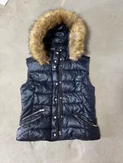 【美品】ZARA ネイビー ファー付き ダウンベスト Mサイズ