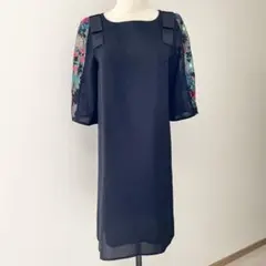 試着のみ　tocco 袖花刺繍　リボン　ワンピースのサムネイル