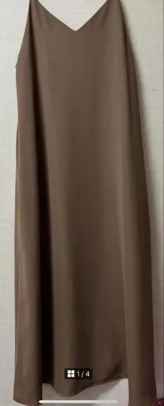 GU サテンキャミソールワンピース