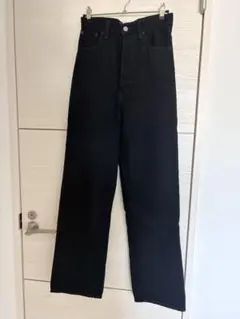【極美品】Oblada オブラダ CINCH BACK デニム ブラック 23のサムネイル