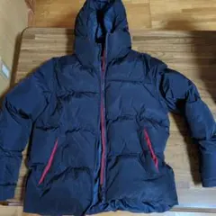 フード付き黒ダウンジャケット Sサイズ