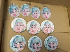 初音ミク 東海汽船 缶バッジ 巡音ルカ - メルカリ