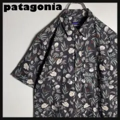 【極美品】Patagonia 半袖シャツ BD 花 総柄 黒 XS