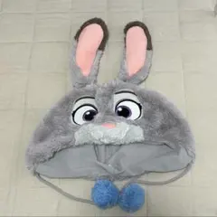 Item thumbnail for item 37ffdb12-08e1-4b86-b583-ac90d6ed8eef