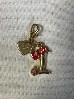 ハローキティ　チャーム