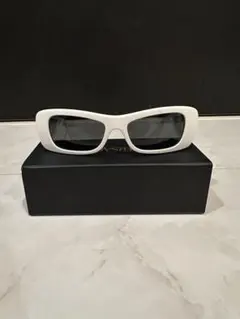 VERSACE サングラス ホワイトフレームのサムネイル