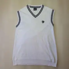 【EA7】ニットセーター　ベスト　エンブレム付き　白　M～L