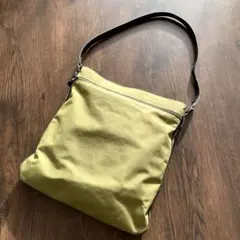 ブロンティベイパリス バッグ (カーキ系)