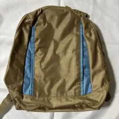 ナイロン製ブラウンブルーリュック