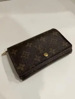 Louis Vuitton 二つ折り財布