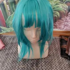 ターコイズブルー ショートウィッグ 前髪あり