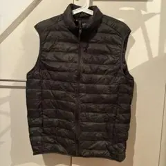 ユニクロ　ウルトラライトダウン　ベスト　迷彩