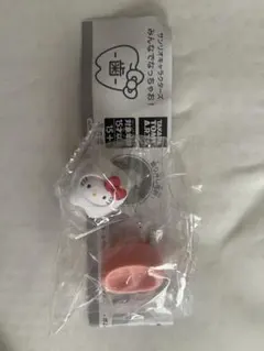 サンリオキャラクターズ　みんなでなっちゃお！　ハローキティ　歯　ガチャガチャ