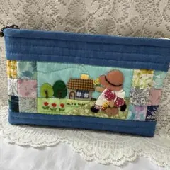 パッチワーク ＊四角つなぎのポーチ＊可愛いスーちゃんのアップリケ＊