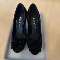 ダイアナ　ハイヒール　　22.5cm