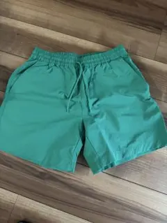 本日のみ最終値下げ新品水陸両用グリーンハーフパンツ