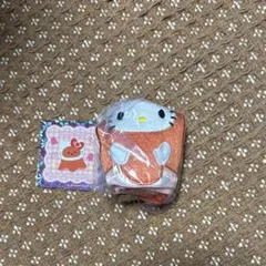 サンリオ　スクエアポーチ