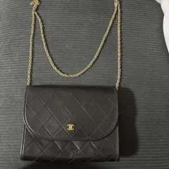 美品　ミニマトラッセ チェーンショルダーバッグ ラムスキン ポーチ 黒